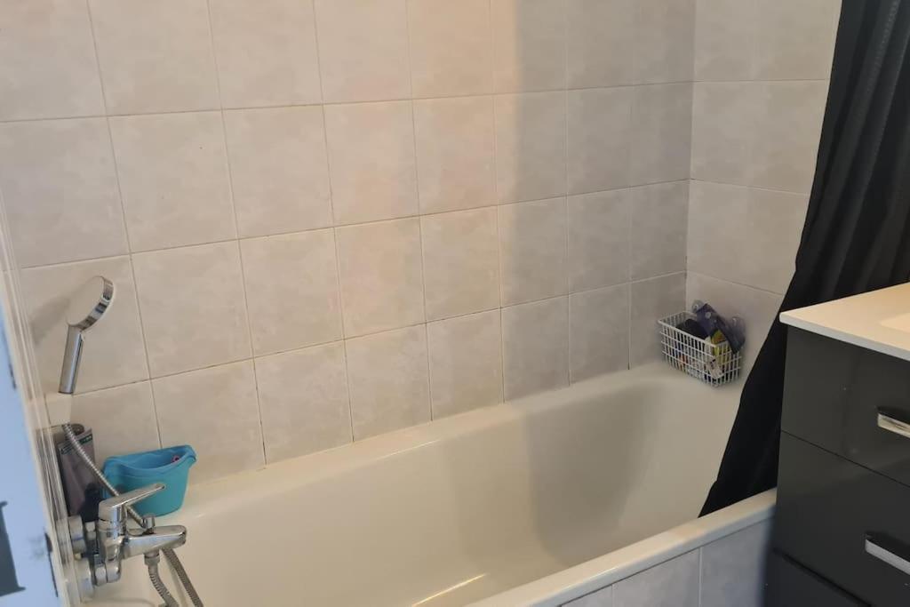 Appartement Vue Mer Sur Les Hauteurs De Nice Ngoại thất bức ảnh